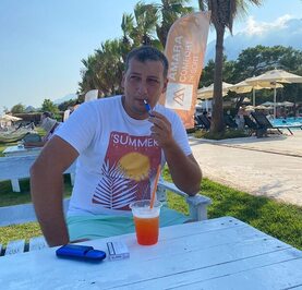 Александр